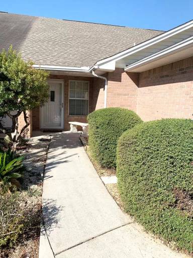 Main picture of 892 Dunwoody Pl