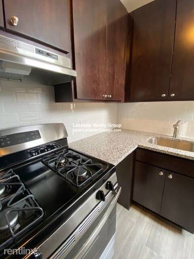 Main picture of 5632 N Ashland Ave