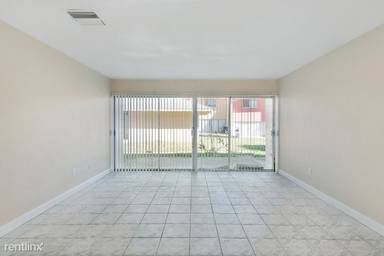 Main picture of Cocoa Hilltop Apartments