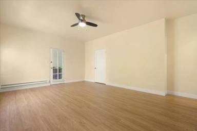 Main picture of 530 Webster St