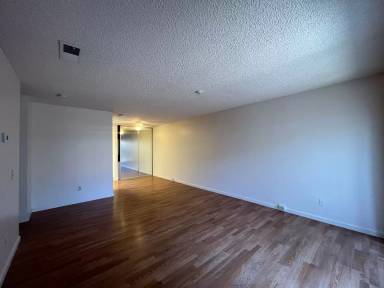 Main picture of 6164 Country Club Dr