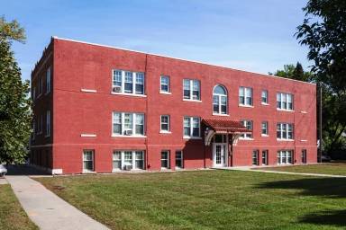 Main picture of 905 5th St N