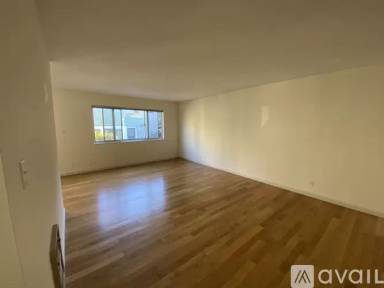 Main picture of 690 Mariposa Ave