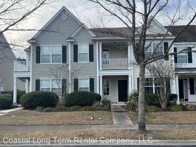 Main picture of 300 Campus Ln