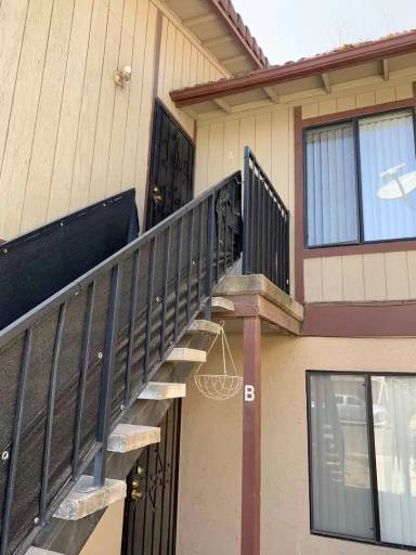 Main picture of 257 E Spring Ln