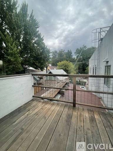 Main picture of 312 Broad St