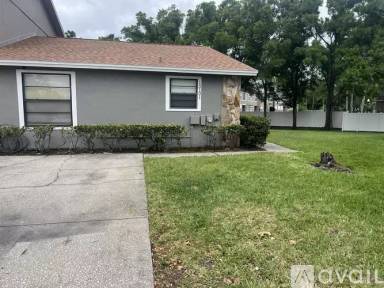 Main picture of 10101 Lake Oak Cir