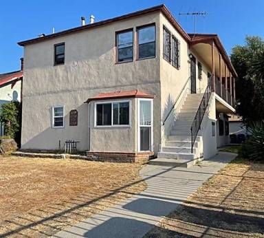 Main picture of 1945 W Vernon Ave