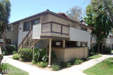 Main picture of 9813 Caspi Gardens Dr