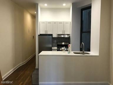 Main picture of 520 E 12th St