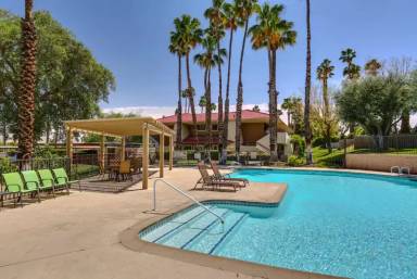 Main picture of Palm Springs Oasis