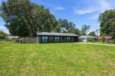 Main picture of 703 Pineview Ct
