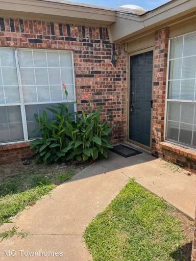 Main picture of 5559 93rd St