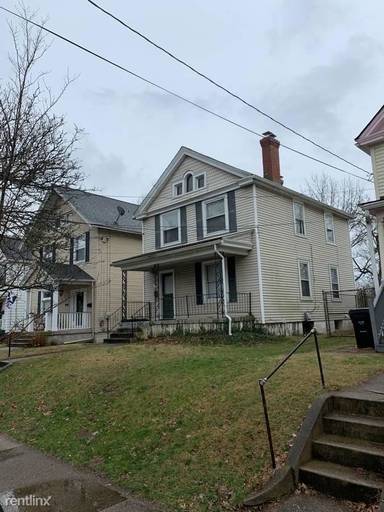 Main picture of 2899 Markbreit Ave