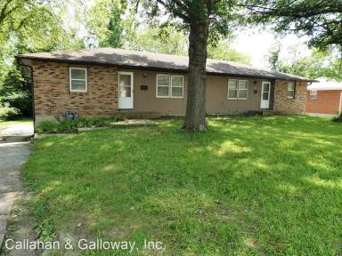 Main picture of 2106 Primrose Dr