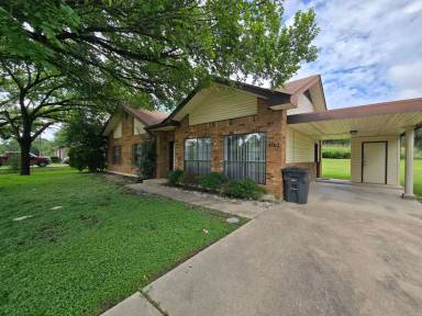 Main picture of 3502 Water St