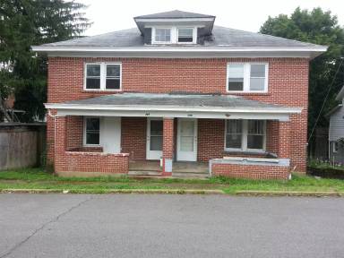 Main picture of 323 Stowers St