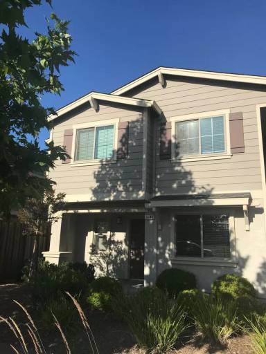 Main picture of 2464 Avignon Cir