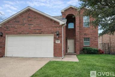 Main picture of 1412 Carver Ln