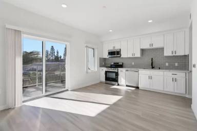 Main picture of 2341 Ulric St