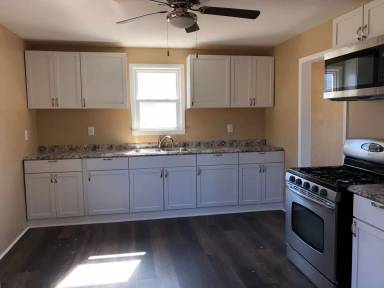 Main picture of 618 6th St