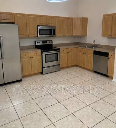 Main picture of 461 Piedmont St