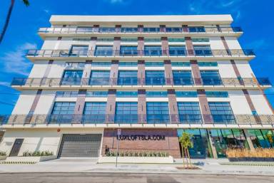 Main picture of 3279 San Marino St