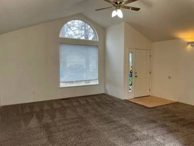 Main picture of 130 Fawn Cir