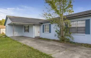 Main picture of 2429 Chase Ave