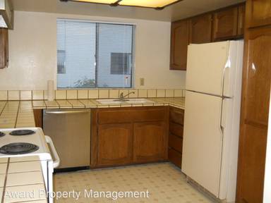 Main picture of 4024 La Jolla Village Dr