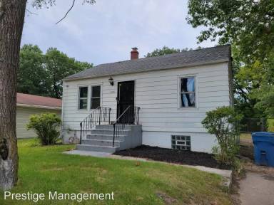 Main picture of 2208 Marshall Pl
