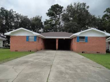 Main picture of 610 Angers St