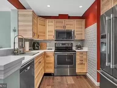 Main picture of Pierside Apartments