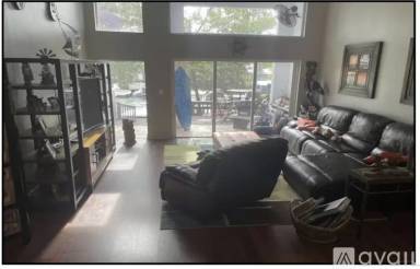 Main picture of 2408 NE 135th St