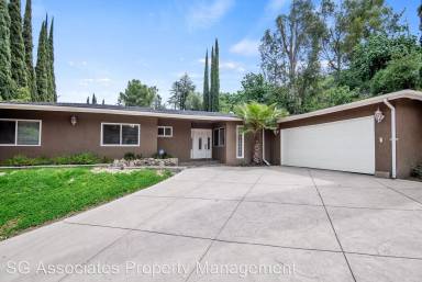 Main picture of 22122 Califa St