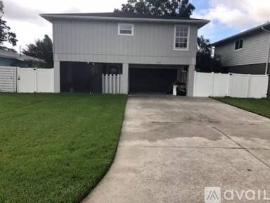 Main picture of 1866 Michigan Ave NE