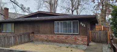 Main picture of 521 S Holly St