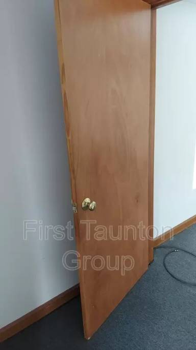 Main picture of 40 Plain St