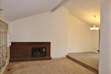 Main picture of 7151 Sunset Ave NE
