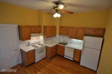 Main picture of 2 Wilbur St