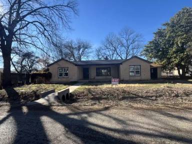 Main picture of 216 Pine St