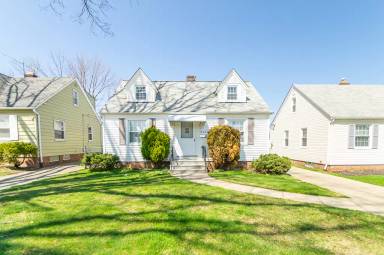 Main picture of 12204 Kensington Ave