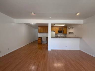 Main picture of 1505 Four Oaks Cir
