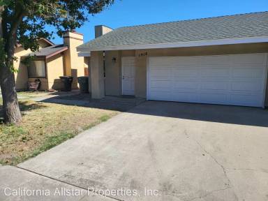 Main picture of 1916 Conifer Dr