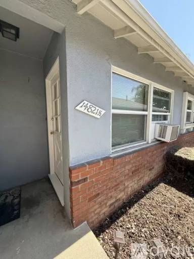 Main picture of 14821 Burbank Blvd