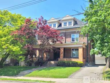 Main picture of 5813 Bartlett St