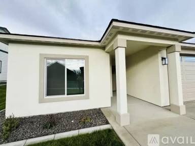 Main picture of 3866 Barbera St