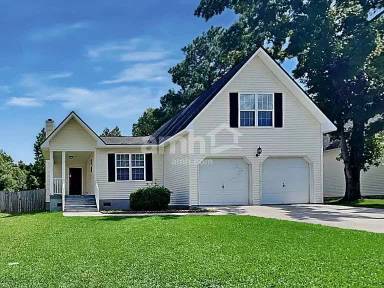 Main picture of 131 Kingsbridge Dr