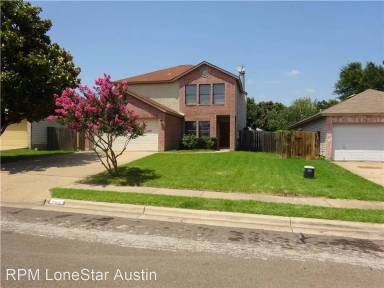 Main picture of 3202 Elizabeth Anne Ln