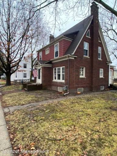 Main picture of 419 W Stadium Ave